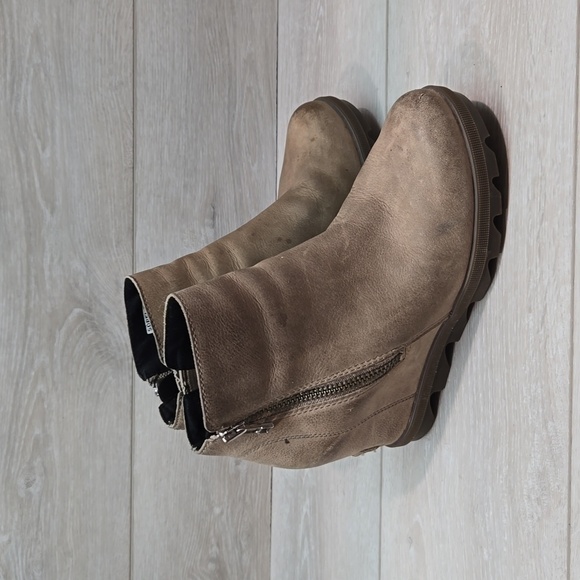 Sorel Women Ankle Leather Joan of Arctic Hidden Boots shoes sz 6.5 - Picture 2 of 13